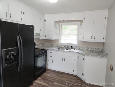 7561 Carrollburg Dr, Fayetteville, NC 28303 - photo 4