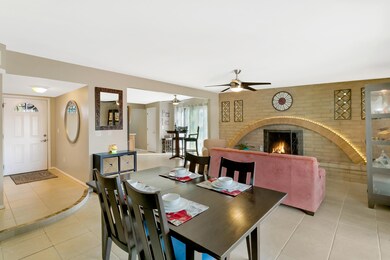 Family Room/Formal Dining