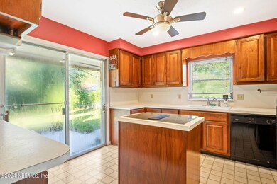 1604 Mount Vernon Dr, Jacksonville, FL 32210 - photo 6