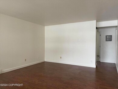 4318 Checkmate Dr unit 18, Anchorage, AK 99508 - photo 7