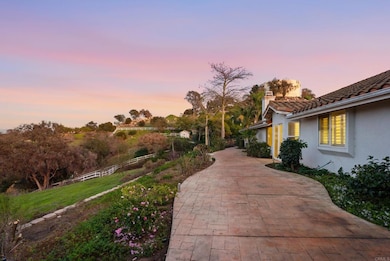 2449 Trails End, Fallbrook, CA 92028 - photo 3