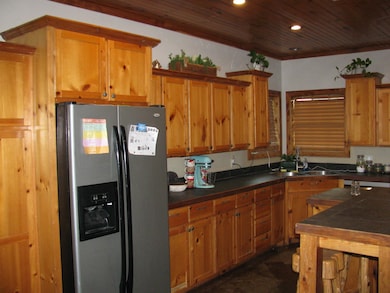 941 N 4420 Rd, Valliant, OK 74764 - photo 5