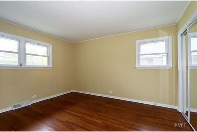 18406 Stewart Ave, Homewood, IL 60430 - photo 6