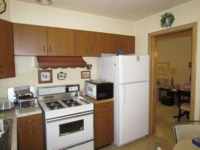 1920 Bristol Ave, Westchester, IL 60154 - photo 5