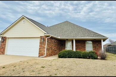 1922 River Birch Dr, Shawnee, OK 74804 - photo 2