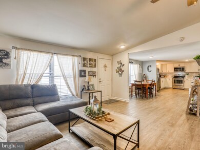 1243 Three Run Rd, Bunker Hill, WV 25413 - photo 7