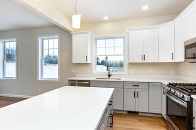 17 Dogwood Cir unit 17 Welchii, Milton, VT 05468 - photo 7