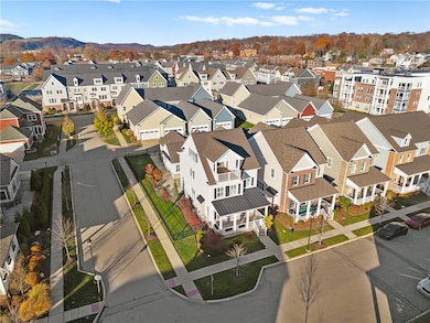 17 Carolina Ave, Oakmont, PA 15139 - photo 2