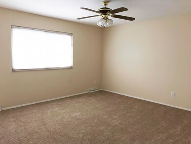 05-Living Room