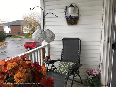 thumbnail_Carom balcony a
