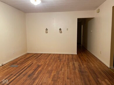 235 S 3rd Ave, Beech Grove, IN 46107 - photo 4