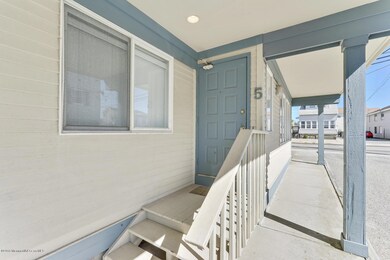 1707 Ocean Boulevard Seaside-large-004-1