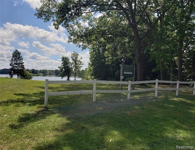 0 Shinanguag Dr unit 20251029355, Goodrich Vlg, MI 48438 - photo 7