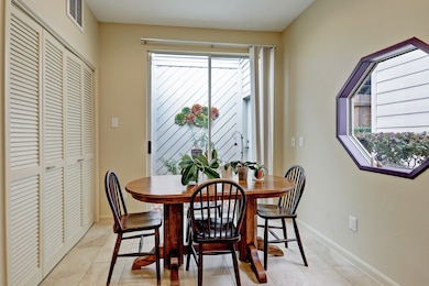 10125 Valley Forge Dr, Houston, TX 77042 - photo 7