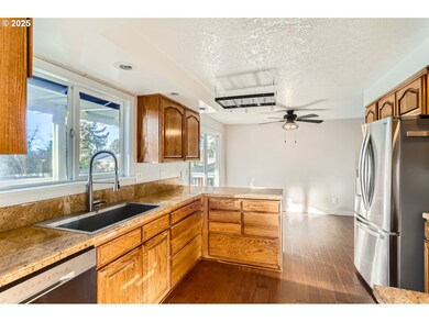 18628 SW Cascadia Ct, Beaverton, OR 97078 - photo 7