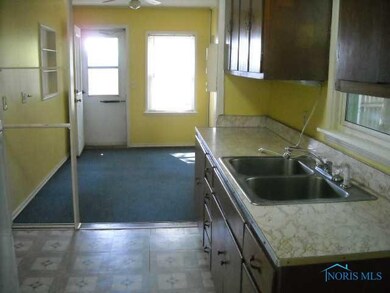 5023 Rowland Rd, Toledo, OH 43613 - photo 3