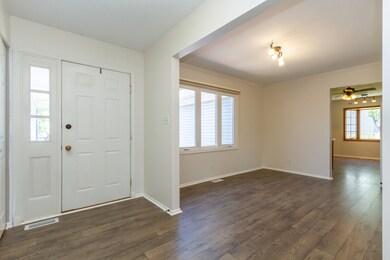 335 Partridge Ct, Algonquin, IL 60102 - photo 7