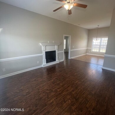 1812 Penncross Dr, Greenville, NC 27834 - photo 3