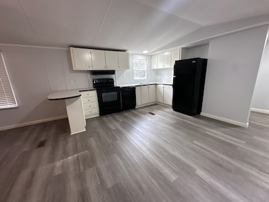 9228 Sharyn Dr, Conroe, TX 77384 - photo 4