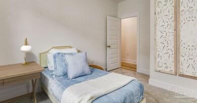 905 Windhill Dr unit 17B, Cantonment, FL 32533 - photo 6