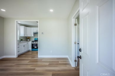 820 E G St, Colton, CA 92324 - photo 5