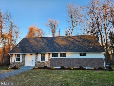 1910 River Rd, Burlington, NJ 08016 - photo 2