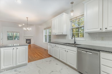 100 Brush Stream Dr, Cary, NC 27511 - photo 4