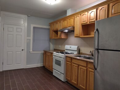 6604 Roosevelt Rd unit 2F, Oak Park, IL 60304 - photo 3