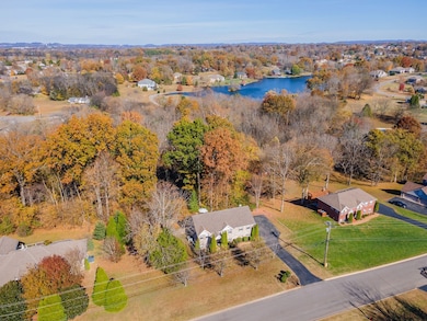 529 Katelyn Dr S, Spring Hill, TN 37174 - photo 4