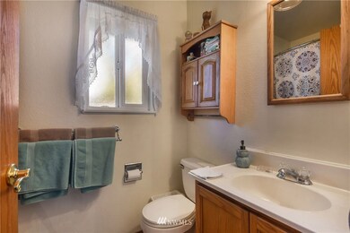 unlisted-address, Covington, WA 98042 - photo 7