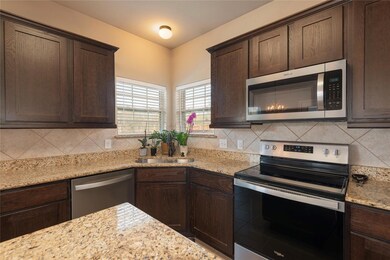 1413 Lexington Dr, Sherman, TX 75092 - photo 5