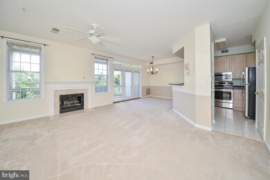 11304 Sundial Ct unit 910 C, Reston, VA 20194 - photo 3