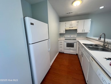 1731 41st St unit C, Wilmington, NC 28403 - photo 3