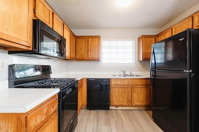 12311 Patron Dr unit B, Austin, TX 78758 - photo 5