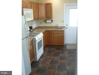 1020 Moss St, Reading, PA 19604 - photo 3