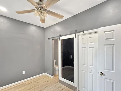 2413 SE 8th St, Des Moines, IA 50315 - photo 7