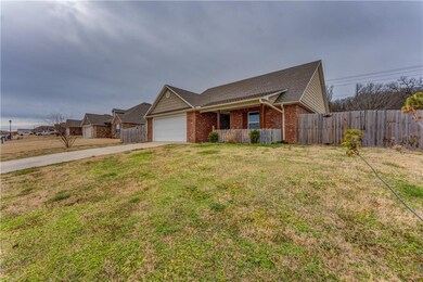 1209 Willow Oak St, Elkins, AR 72727 - photo 2