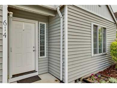 614 NE Mariners Loop, Portland, OR 97211 - photo 5