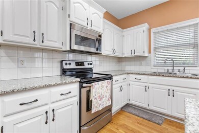 21107 W 56th St, Shawnee, KS 66218 - photo 6