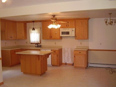 382 Warner Ave, North Tonawanda, NY 14120 - photo 2