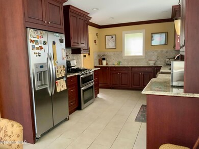 8 Lake View Rd, Great Barrington, MA 01230 - photo 6