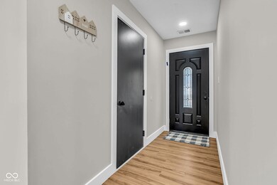 7640 Gordon Way, Indianapolis, IN 46237 - photo 6