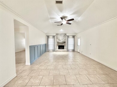 7242 N Hearthstone Green Dr, Houston, TX 77095 - photo 3