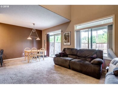 2433 SW Wright Place, Troutdale, OR 97060 - photo 3