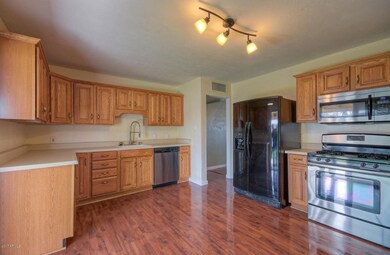 7911 E Belleview St Scottsdale-large-005