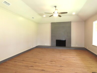 9007 9007 Pleasant Hill Cir, Tyler, TX 75707 - photo 3