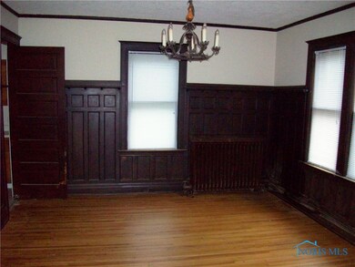 2394 Tremainsville Rd, Toledo, OH 43613 - photo 4