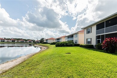 260 Robin Hood Cir unit 202, Naples, FL 34104 - photo 3