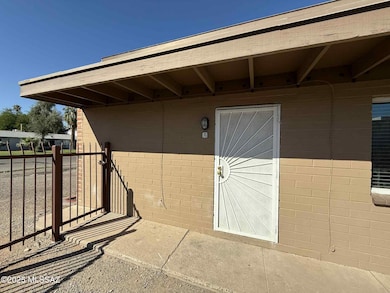 5433 E 30th St unit A, Tucson, AZ 85711 - photo 3