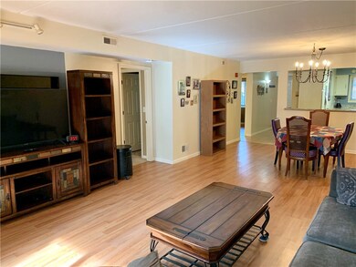 650 E Greenwich Ave unit 5-102, West Warwick, RI 02893 - photo 3
